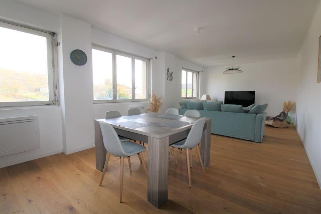 Joli Appartement Au Calme Lay-Saint-Christophe Εξωτερικό φωτογραφία